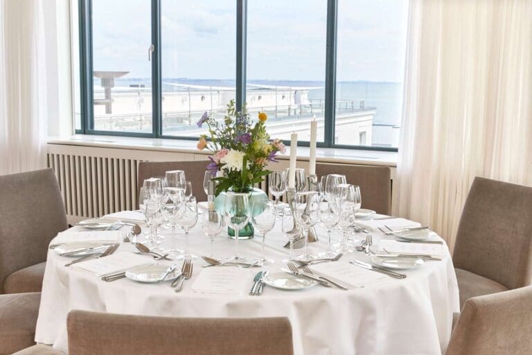 Flot borddækning til firmafest